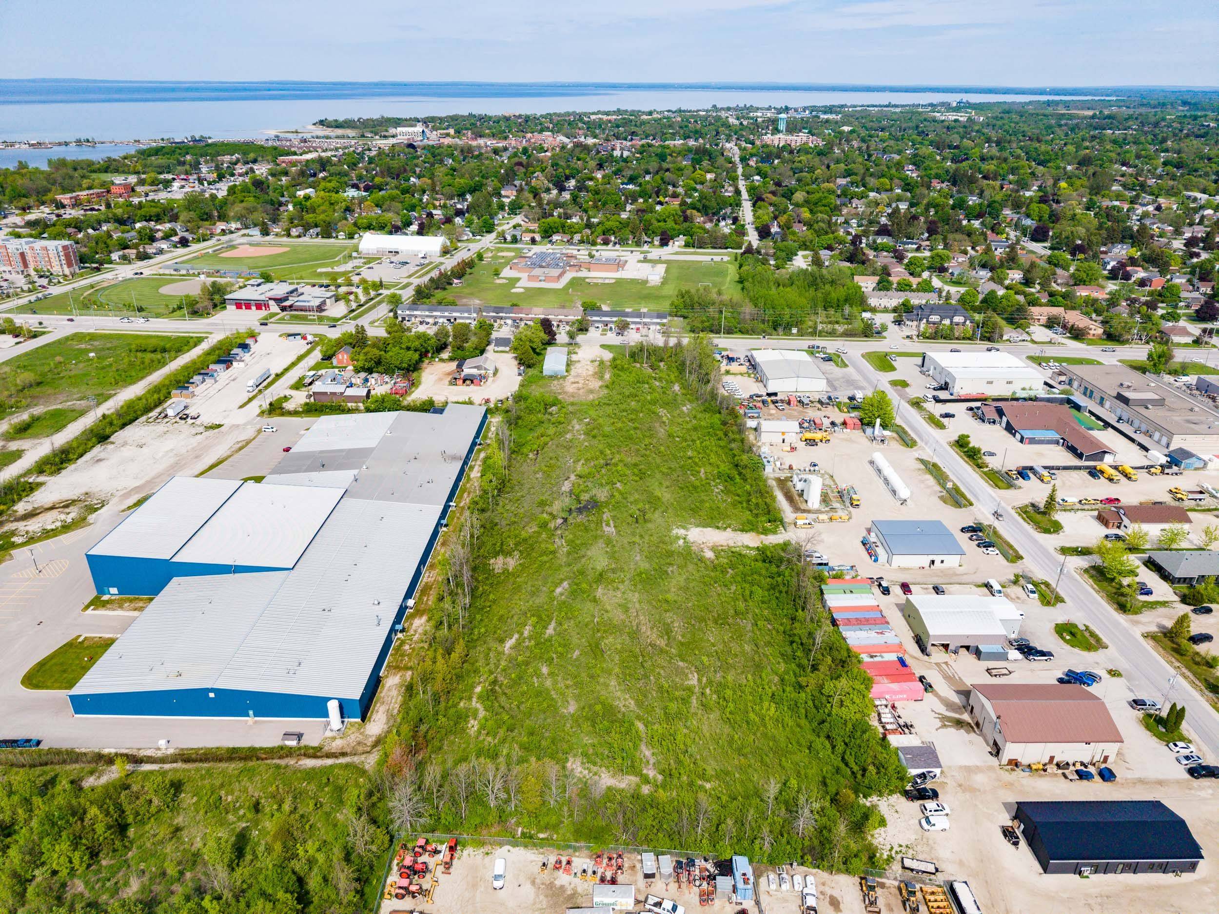 Collingwood, ON L9Y 4V6,70 High ST #LOT 4