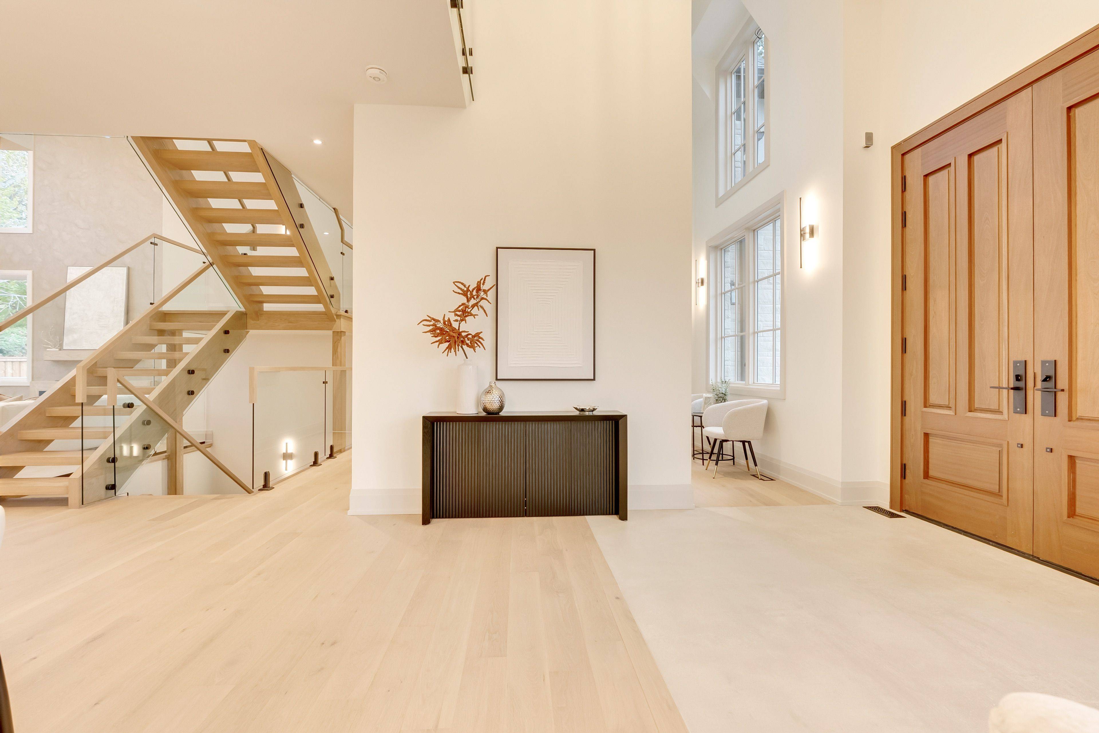 Oakville, ON L6L 4G7,512 Weynway CT