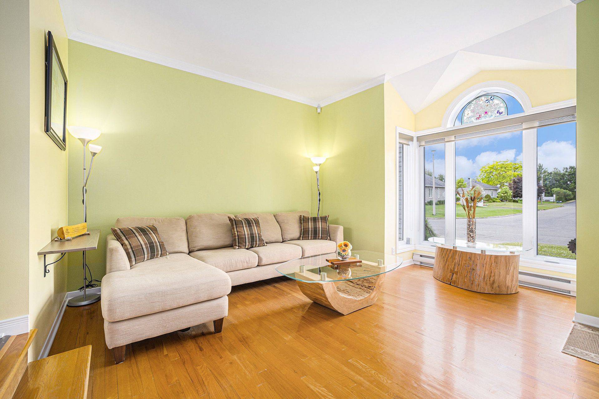 Alfred And Plantagenet, ON K0B 1A0,96 Alexandre ST