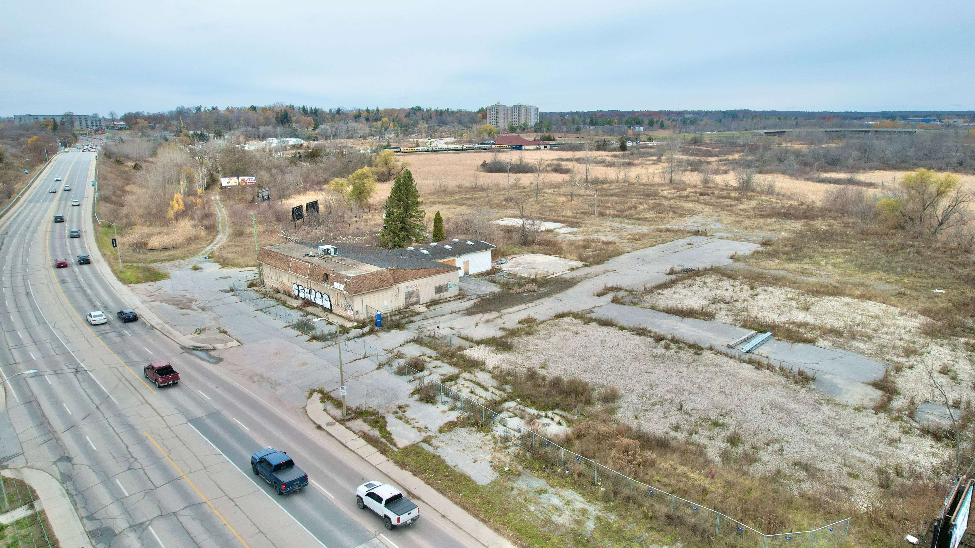 Kingston, ON K7M 9G3,1473 Princess ST