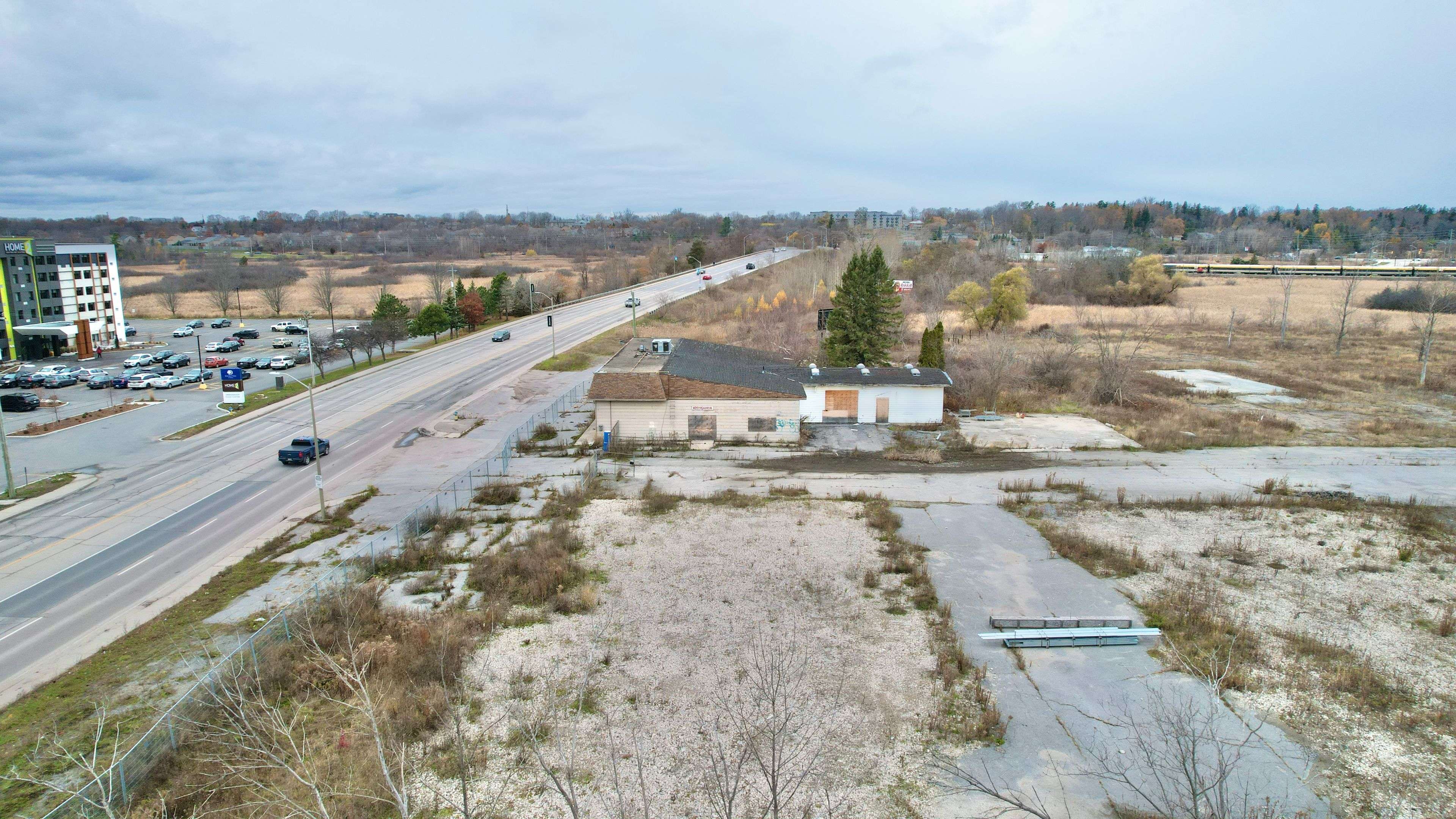 Kingston, ON K7M 9G3,1473 Princess ST