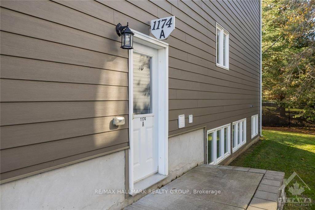 Russell, ON K4R 1E5,1174 SOUTH RUSSELL RD #A