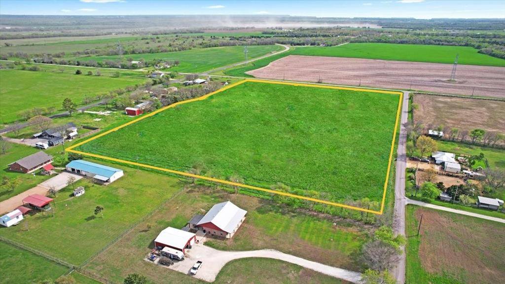 Collinsville, TX 76233,000 Hog Creek Road