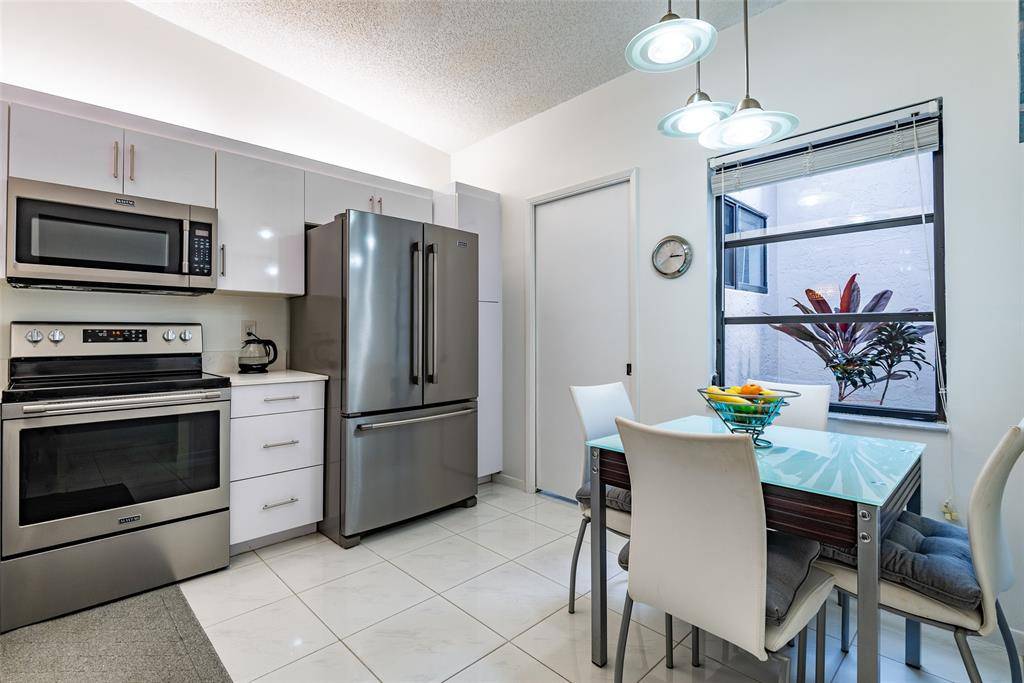 Boca Raton, FL 33496,8077 Whispering Palm Dr #1