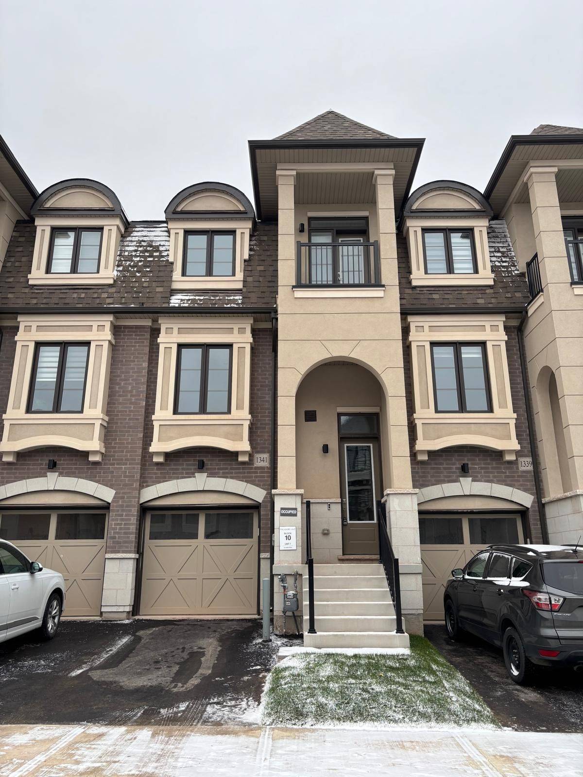 Oakville, ON L6M 5R3,1341 Kaniv ST