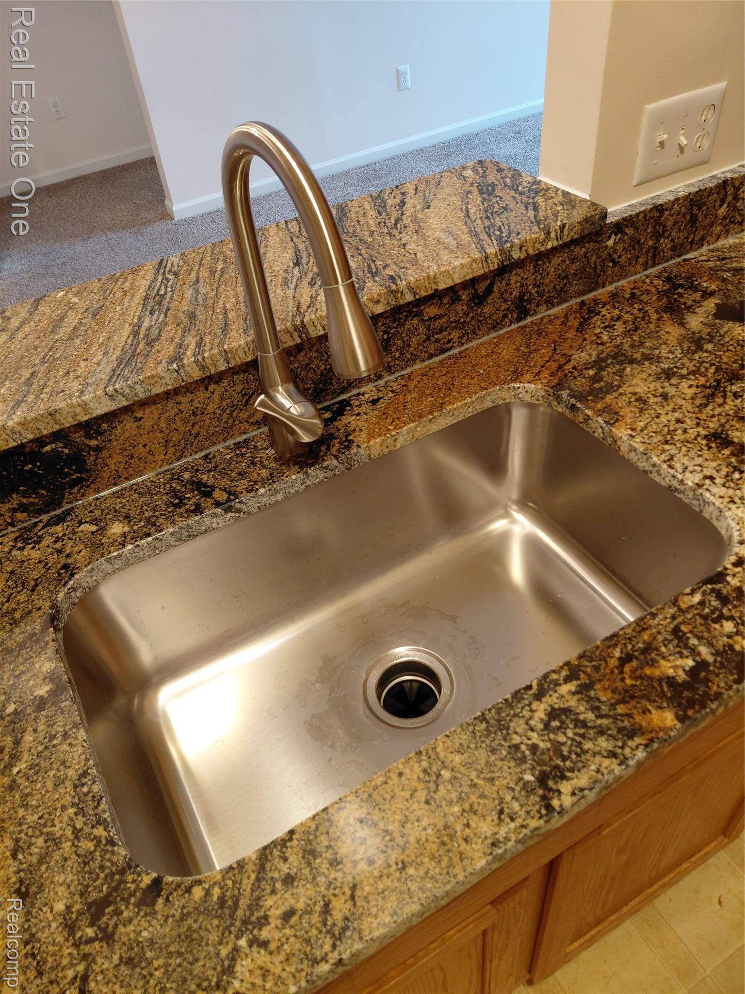 Commerce Twp, MI 48390,14106 ADDINGTON DR