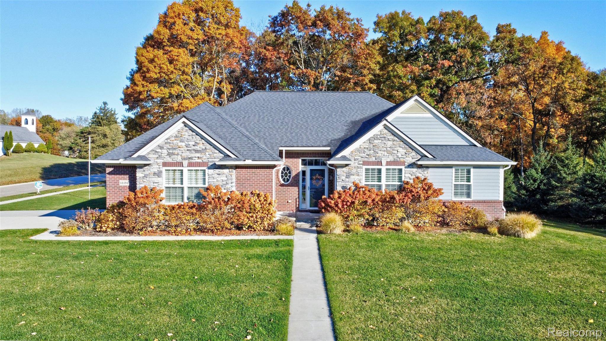 Oxford, MI 48371,1126 Watersmeet DR