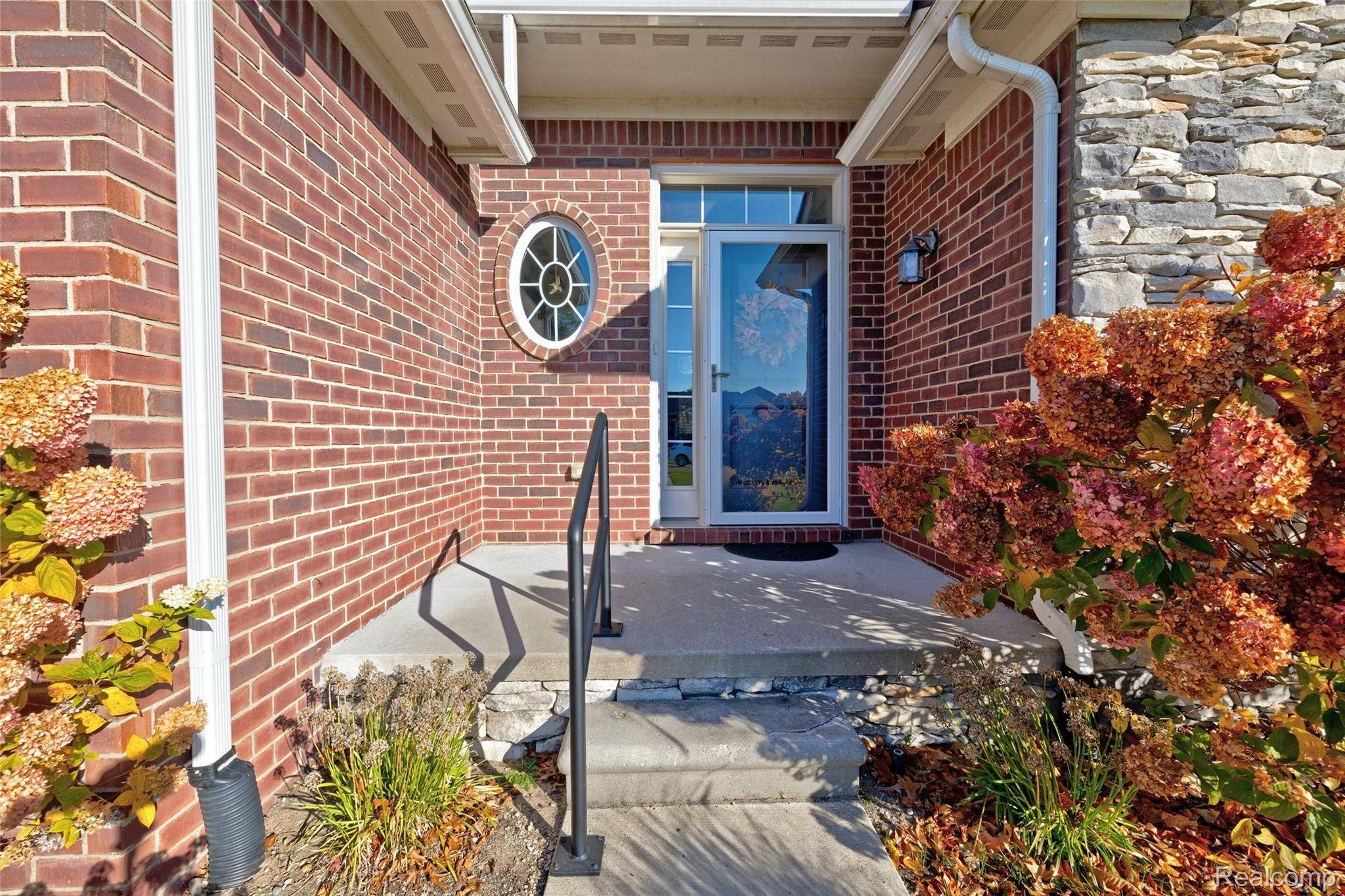 Oxford, MI 48371,1126 Watersmeet DR