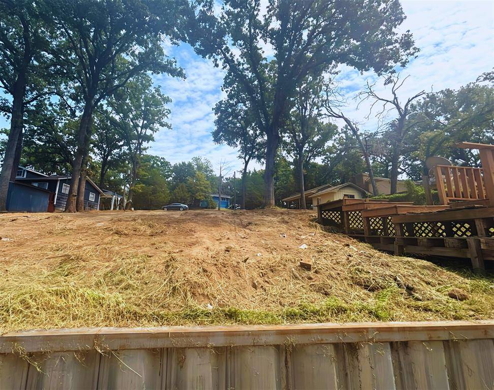 Tool, TX 75143,501 Shore Line Drive