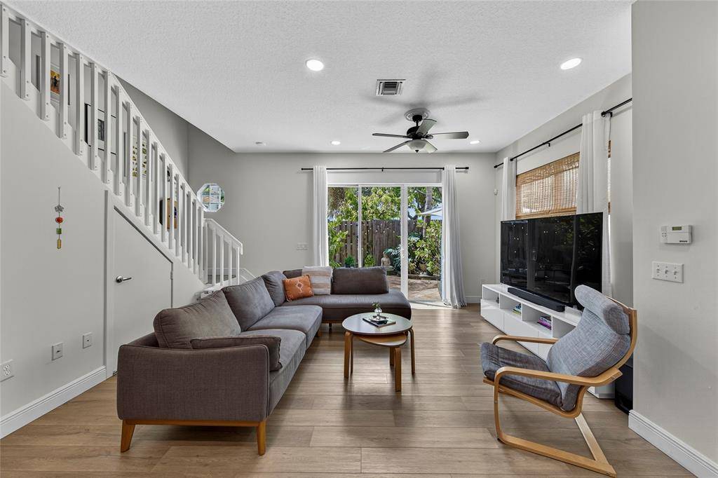 Pompano Beach, FL 33060,15 NE 20th Ave #15