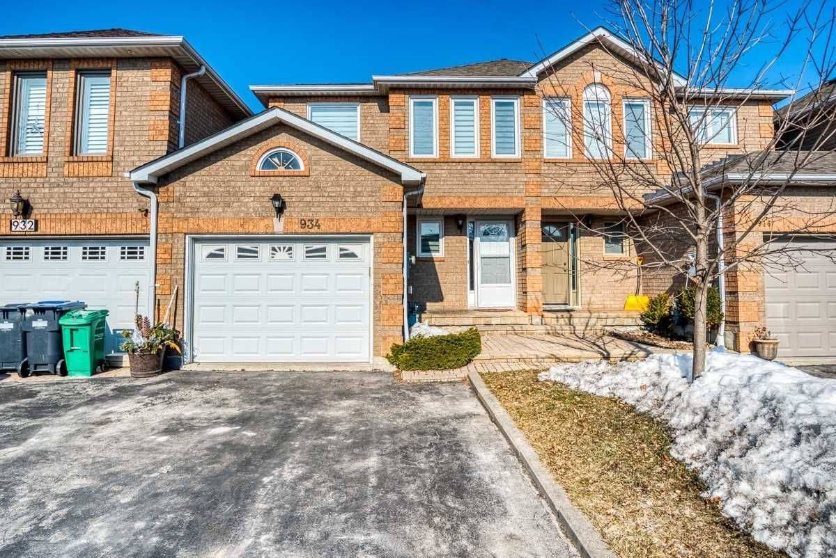 Mississauga, ON L5V 1Z8,934 Cardington ST