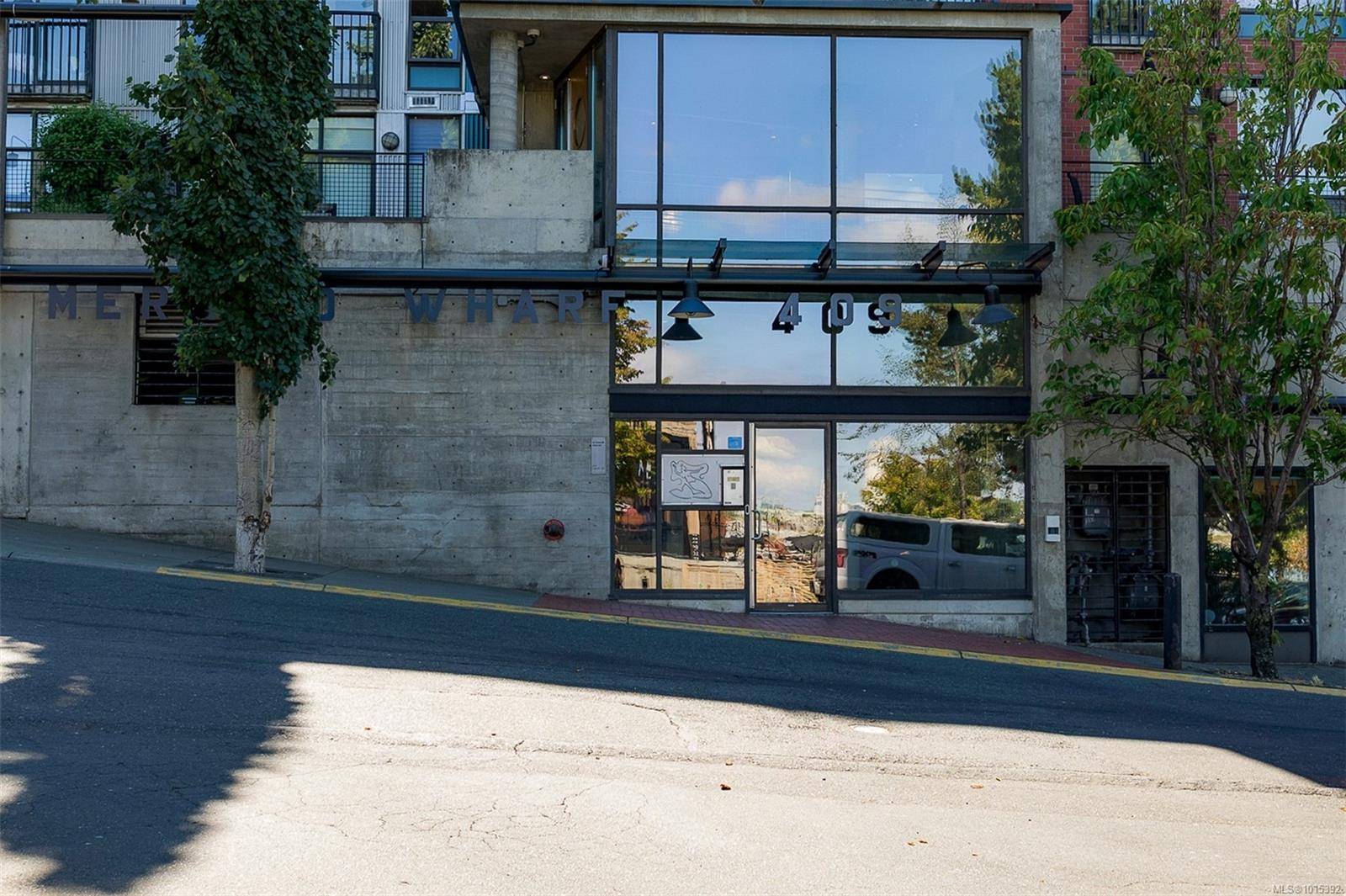 Victoria, BC V8W 1S2,409 Swift St #316