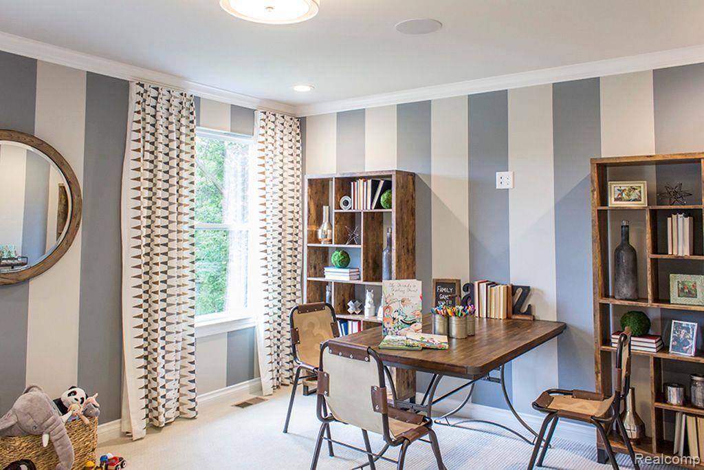 Novi, MI 48375,22683 Novi RD