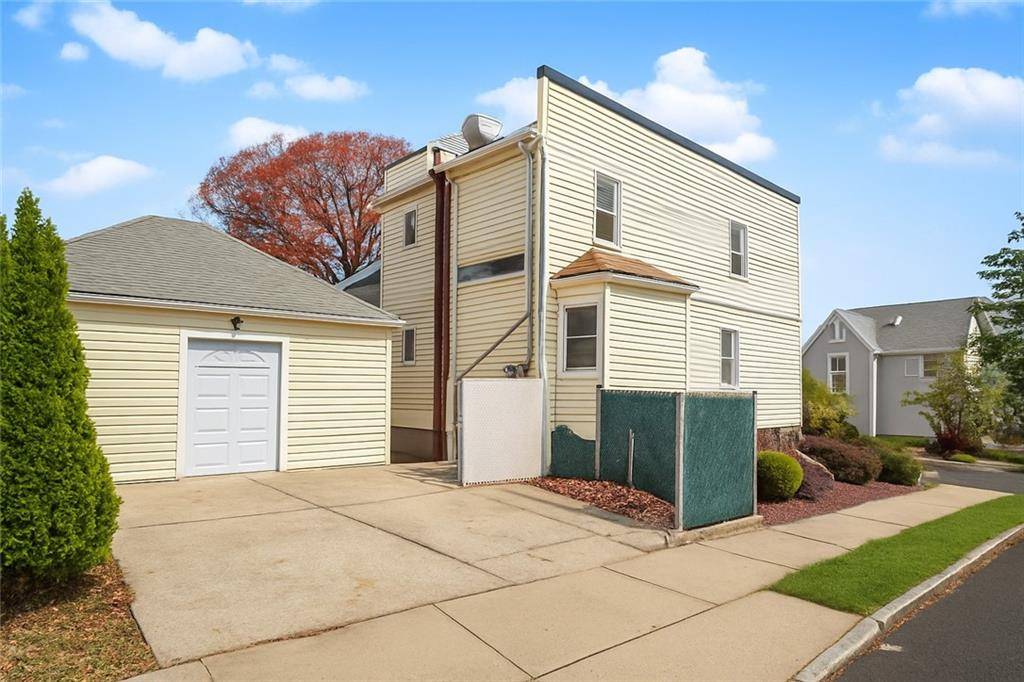 Staten Island, NY 10314,262 Maine AVE