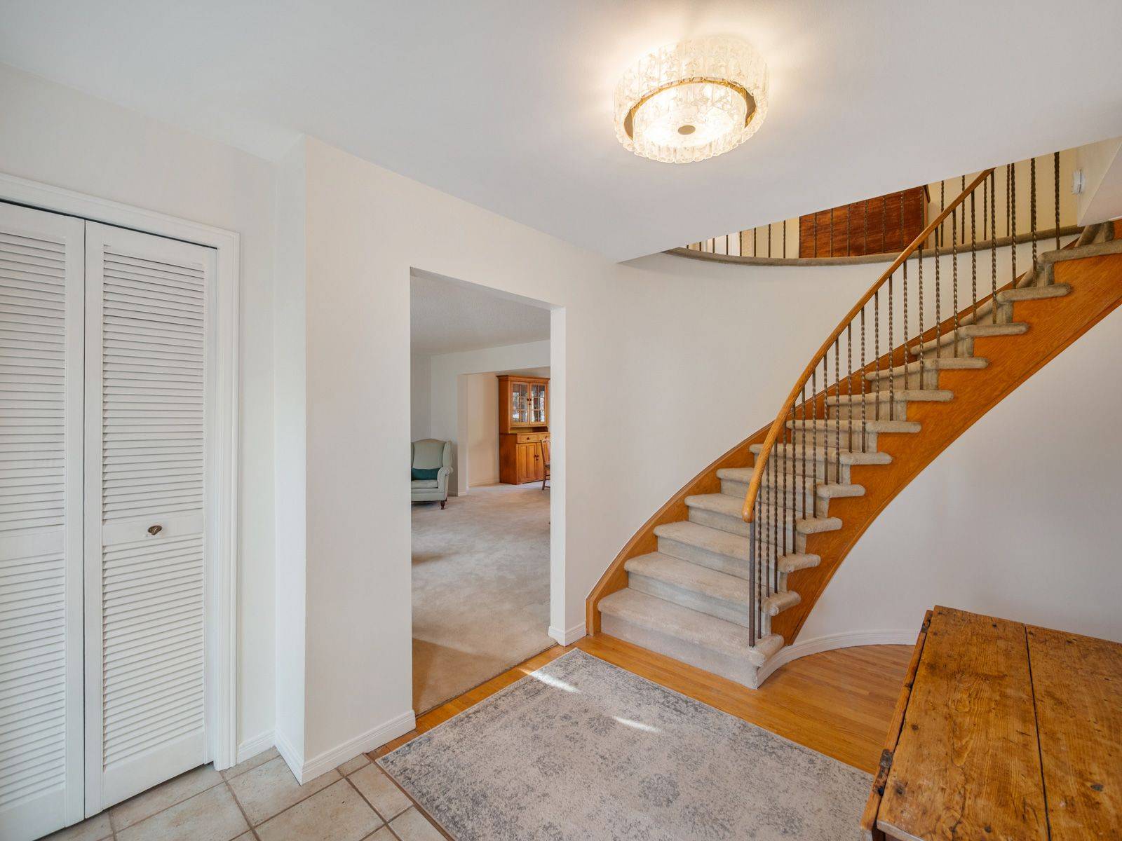 Oakville, ON L6J 5T3,1463 Albion AVE