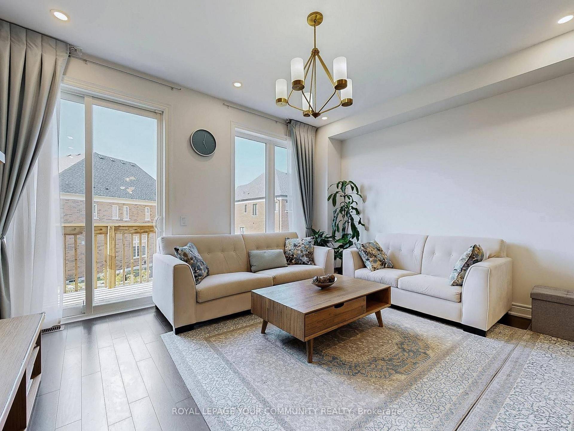 Richmond Hill, ON L4E 1G8,66 Drizzel CRES