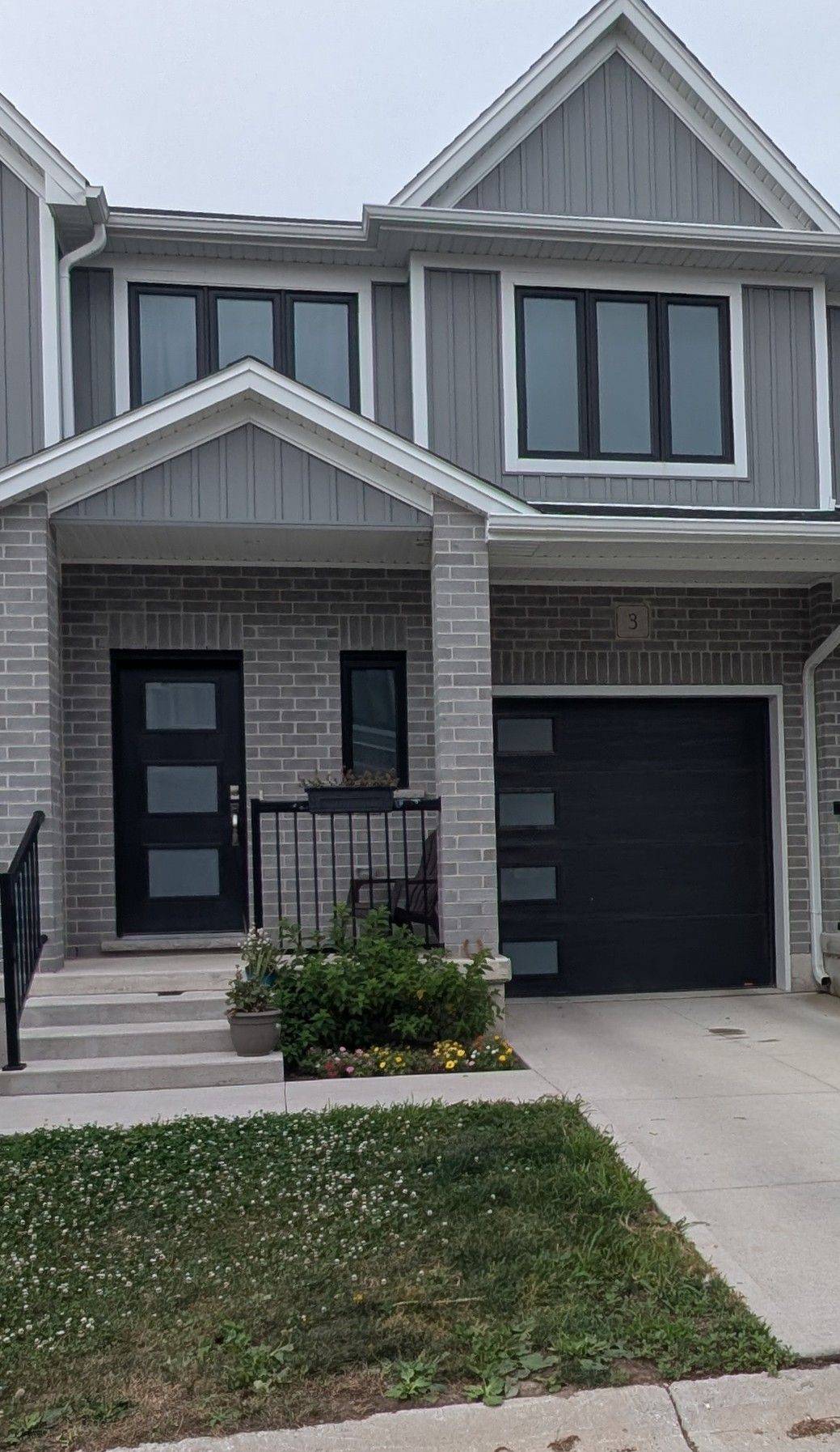 Lucan Biddulph, ON N0M 2J0,1 MILLER DR #3