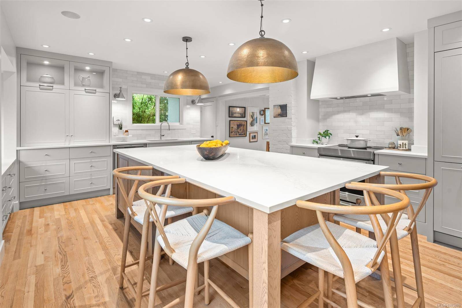 Oak Bay, BC V8S 3A5,2620 Margate Ave