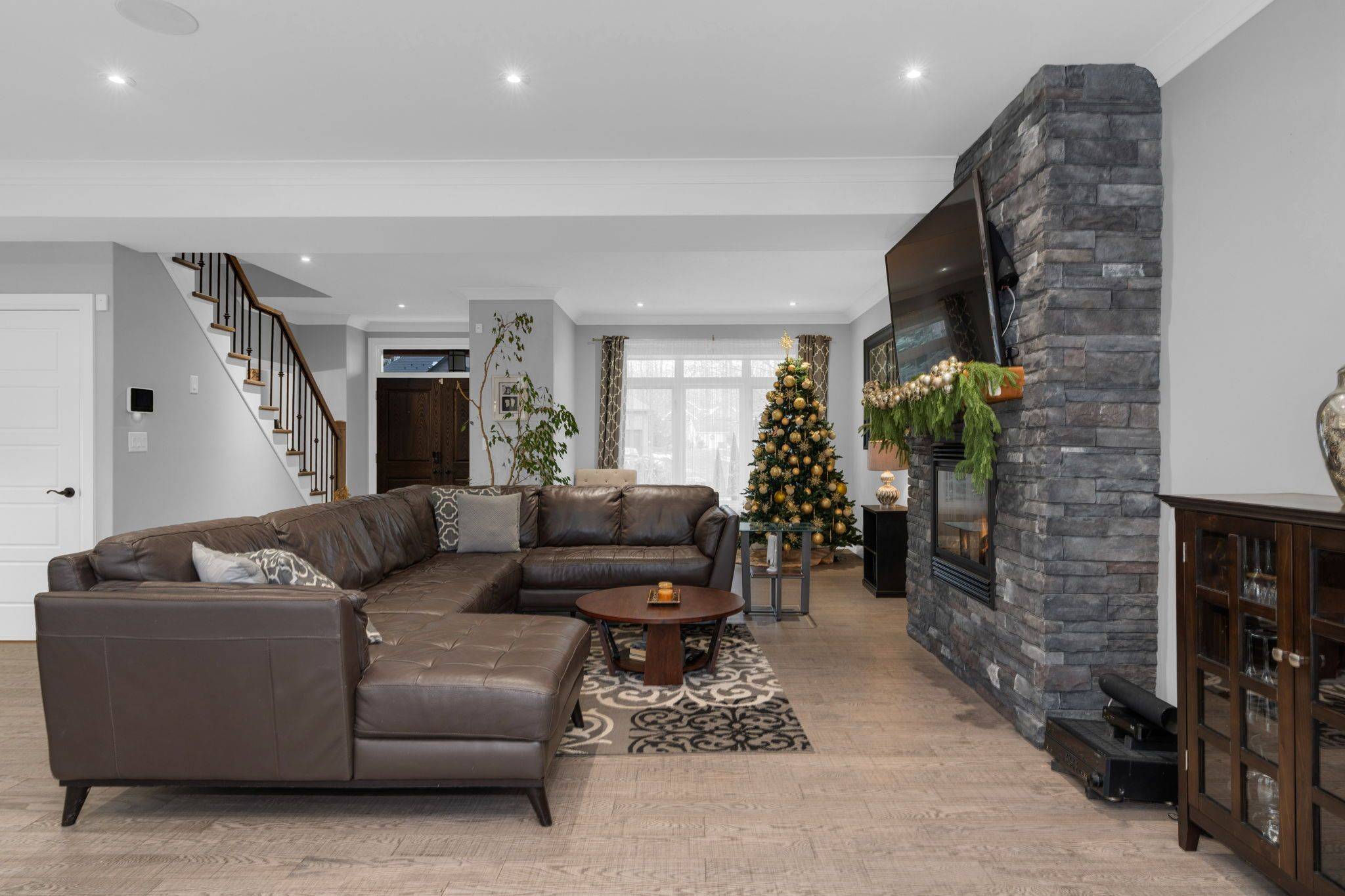 Springwater, ON L9X 0J2,17 Black Creek TRL