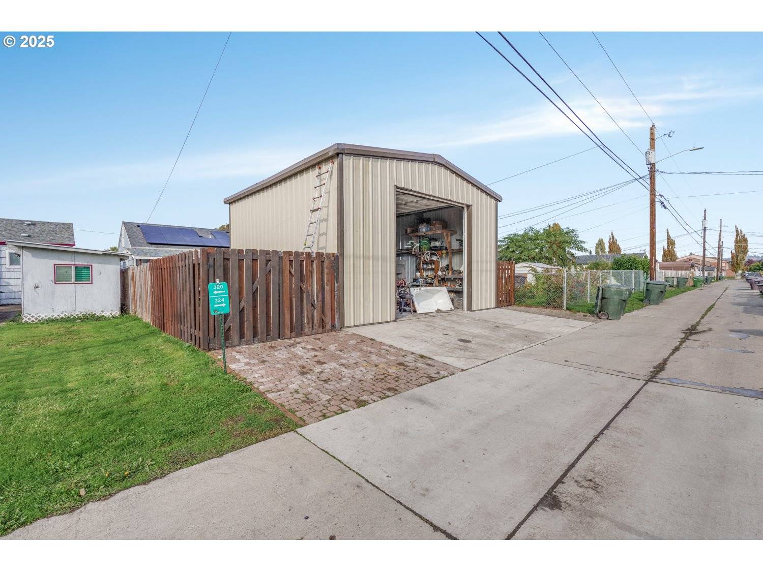 Longview, WA 98632,324 28TH AVE