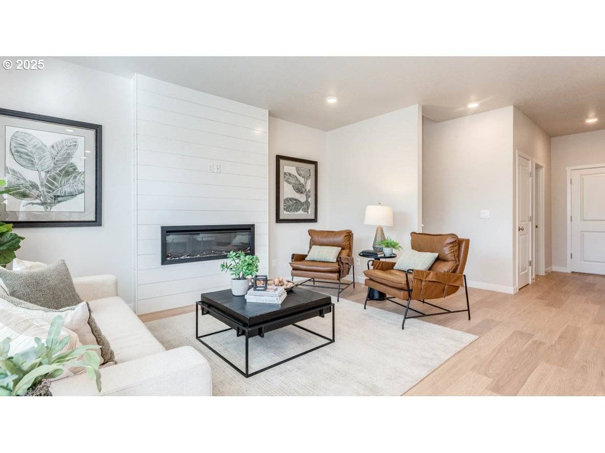 Happy Valley, OR 97086,9348 SE Crystal Rose ST