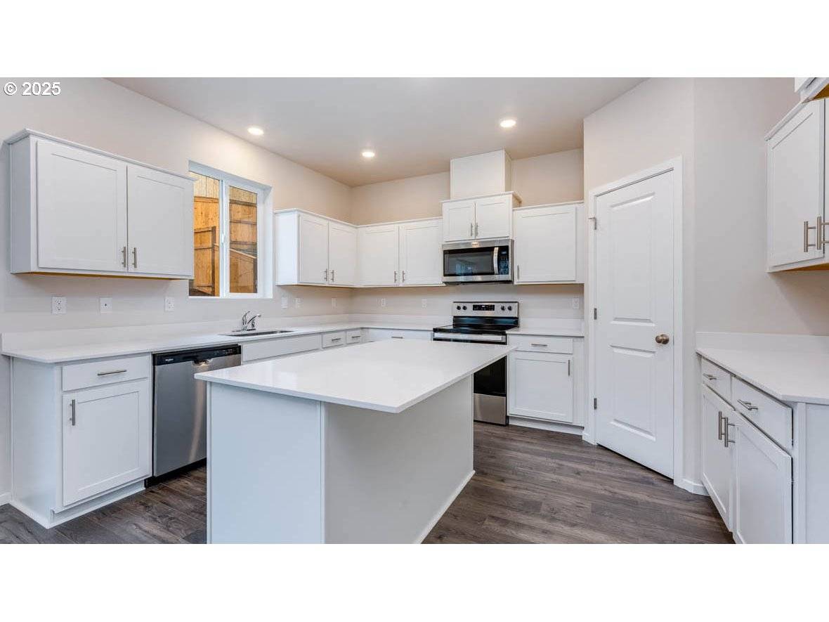 Happy Valley, OR 97086,16722 SE Crossland ST