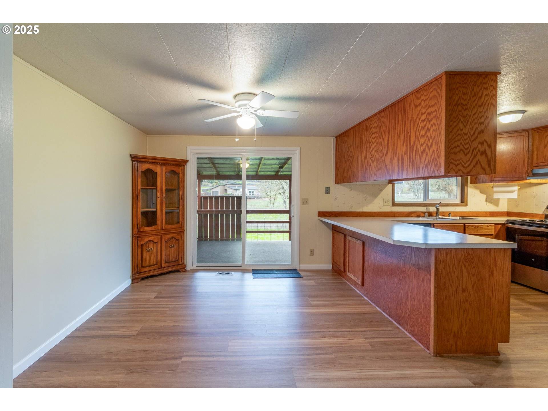 Roseburg, OR 97471,240 BLANDS LN