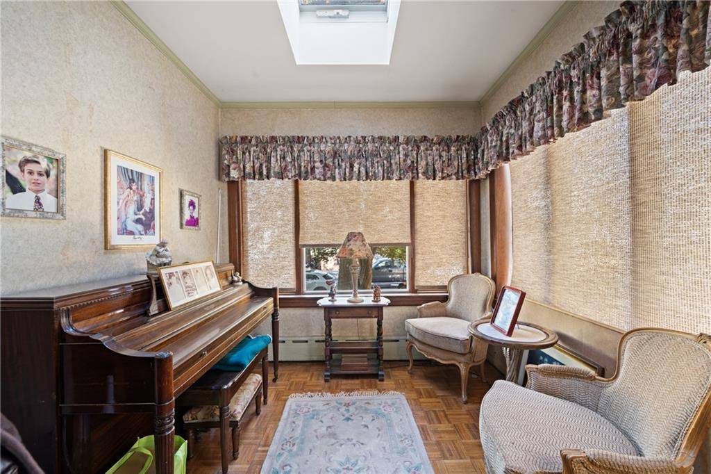 Brooklyn, NY 11228,1040 84th ST