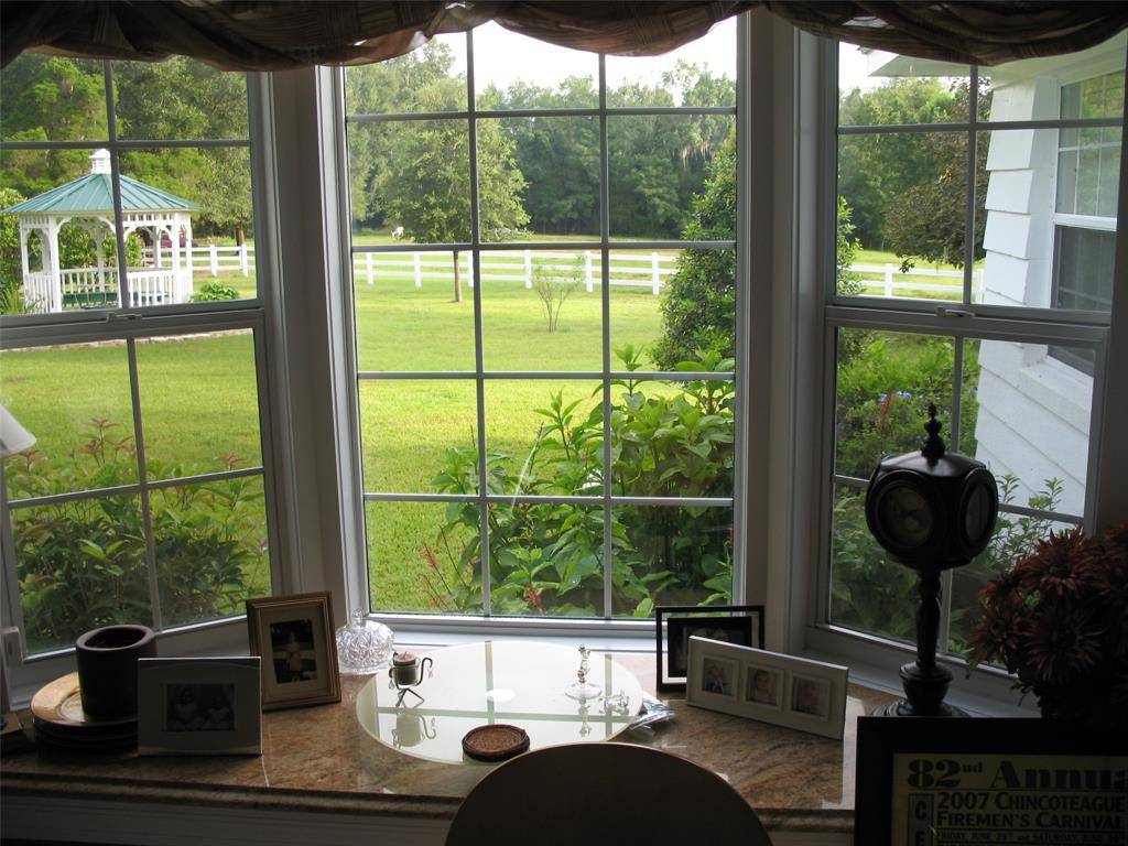 Ocala, FL 34476,555 SW 87th Pl