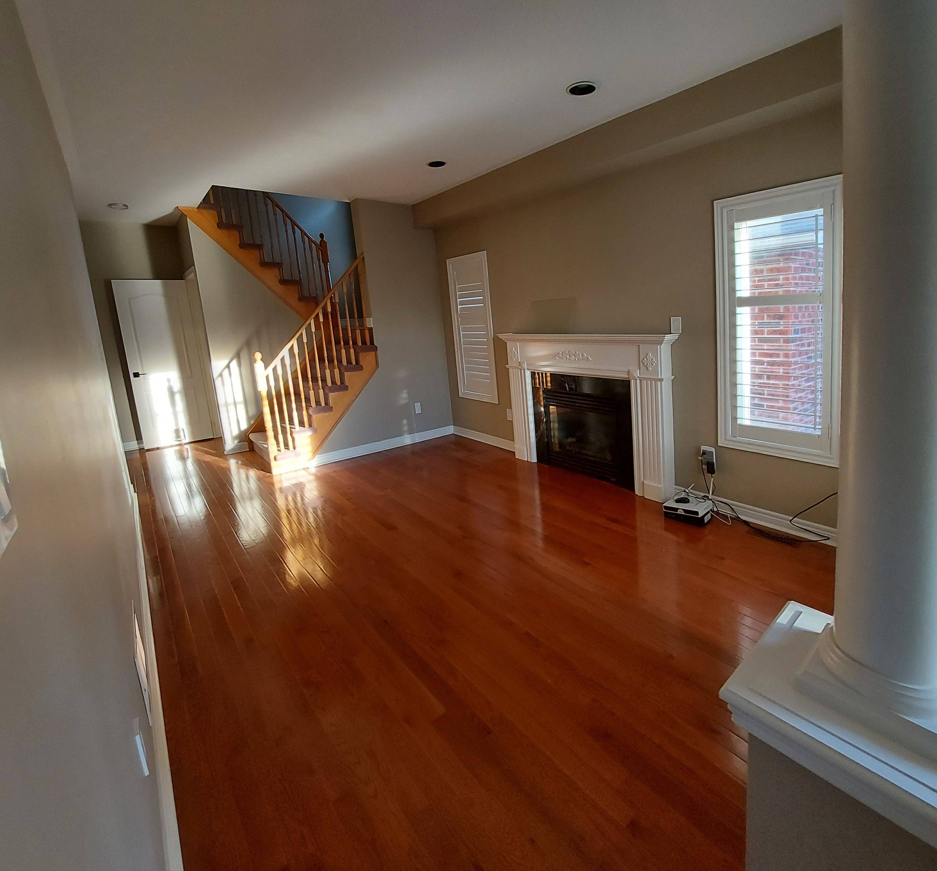 Newmarket, ON L3X 2V3,816 Walsh CT