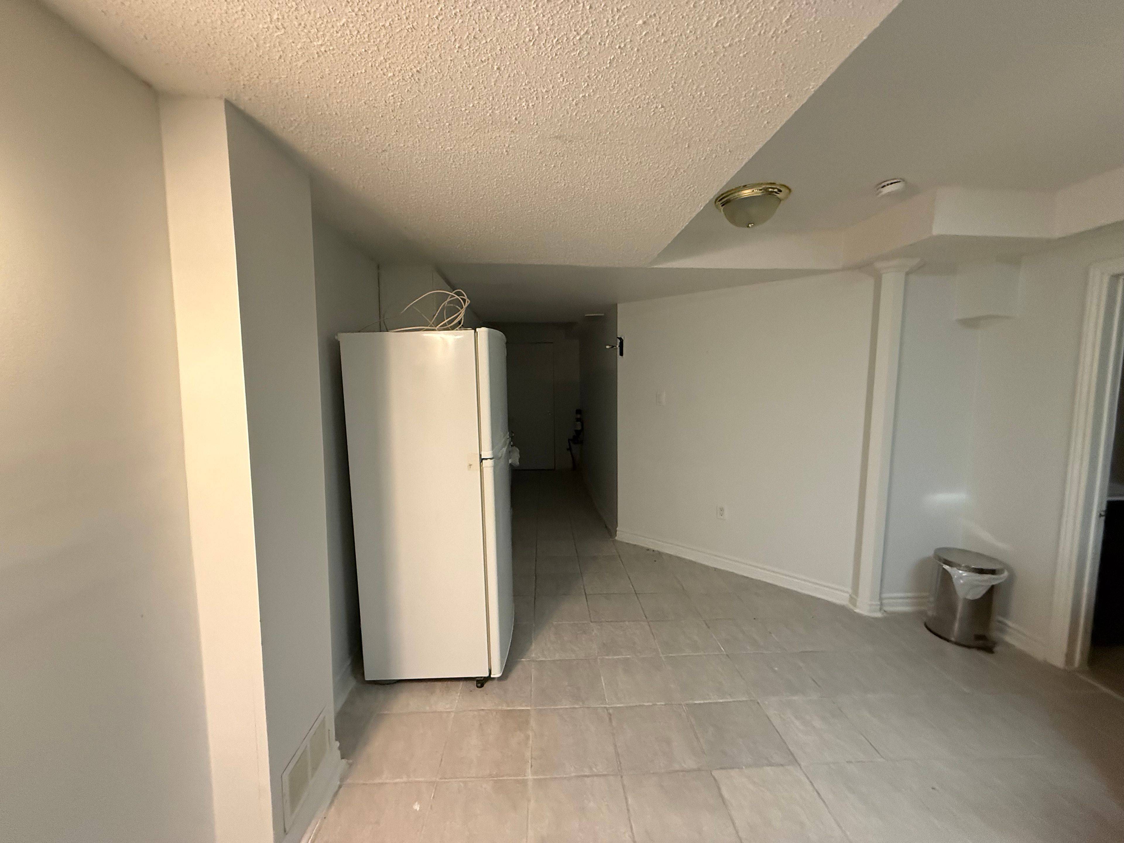 Mississauga, ON L5V 2Z3,5923 Sidmouth ST