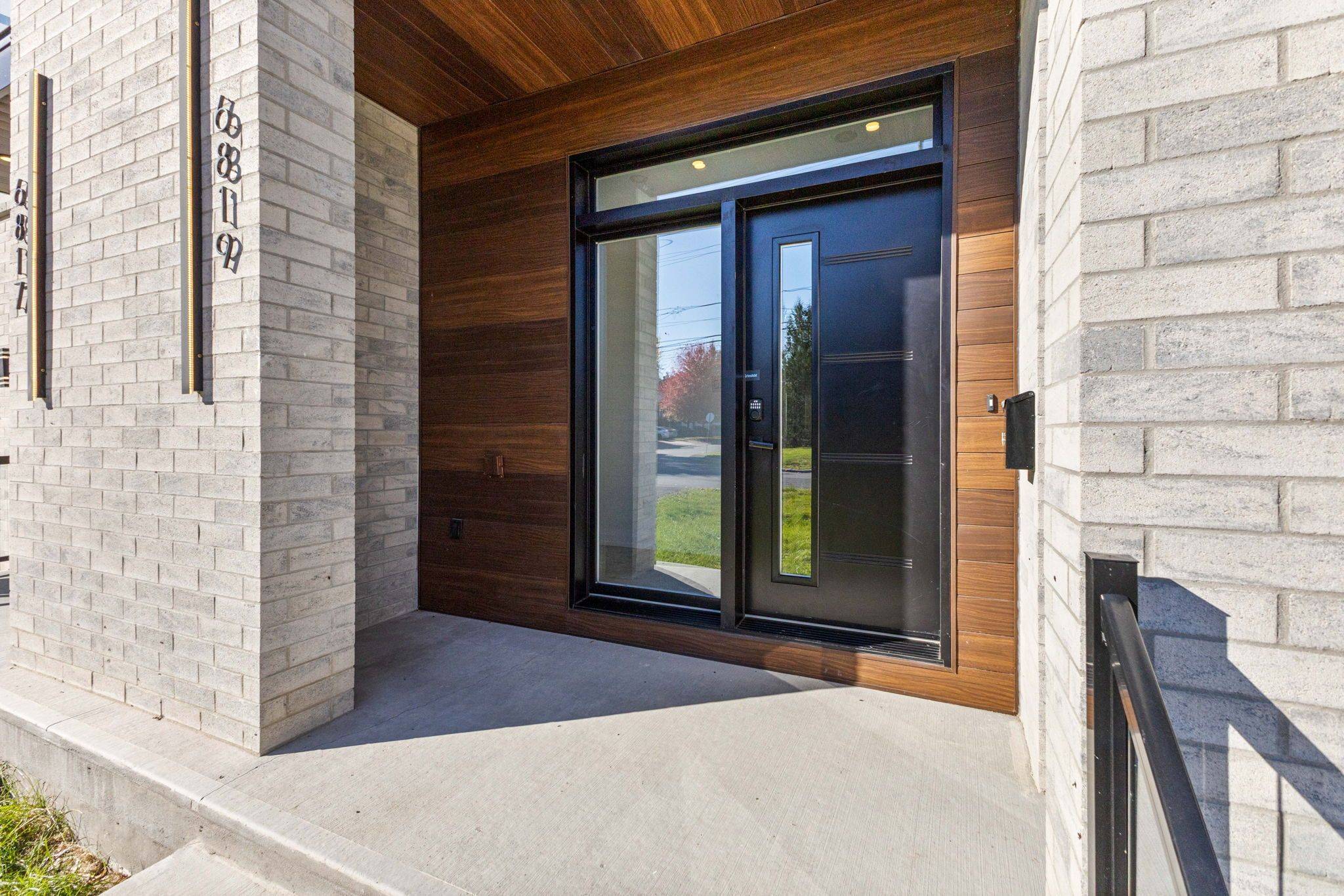 Orleans - Convent Glen And Area, ON K1C 1H4,6819 Notre Dame ST