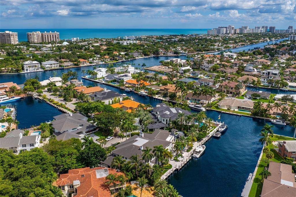 Fort Lauderdale, FL 33308,11 Bay Colony Lane