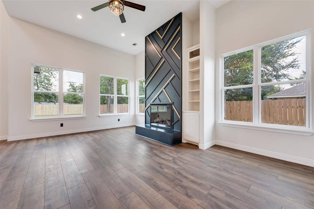 Waxahachie, TX 75165,1209 Northview Drive