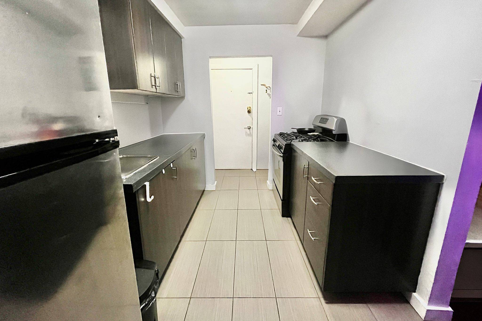 London South, ON N6C 1P6,23 McClary AVE #17