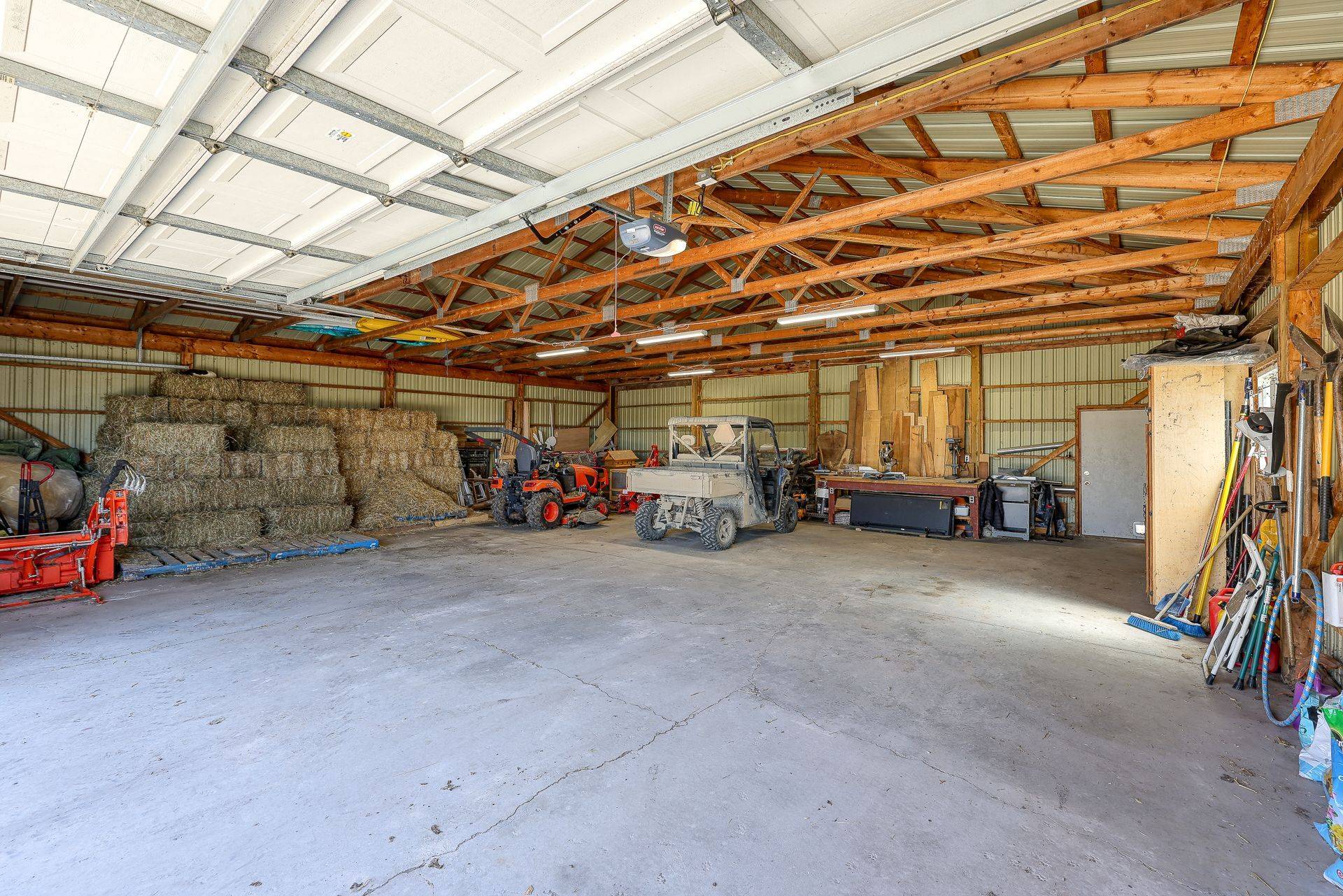 Thames Centre, ON N0L 1V0,3892 Lewis RD