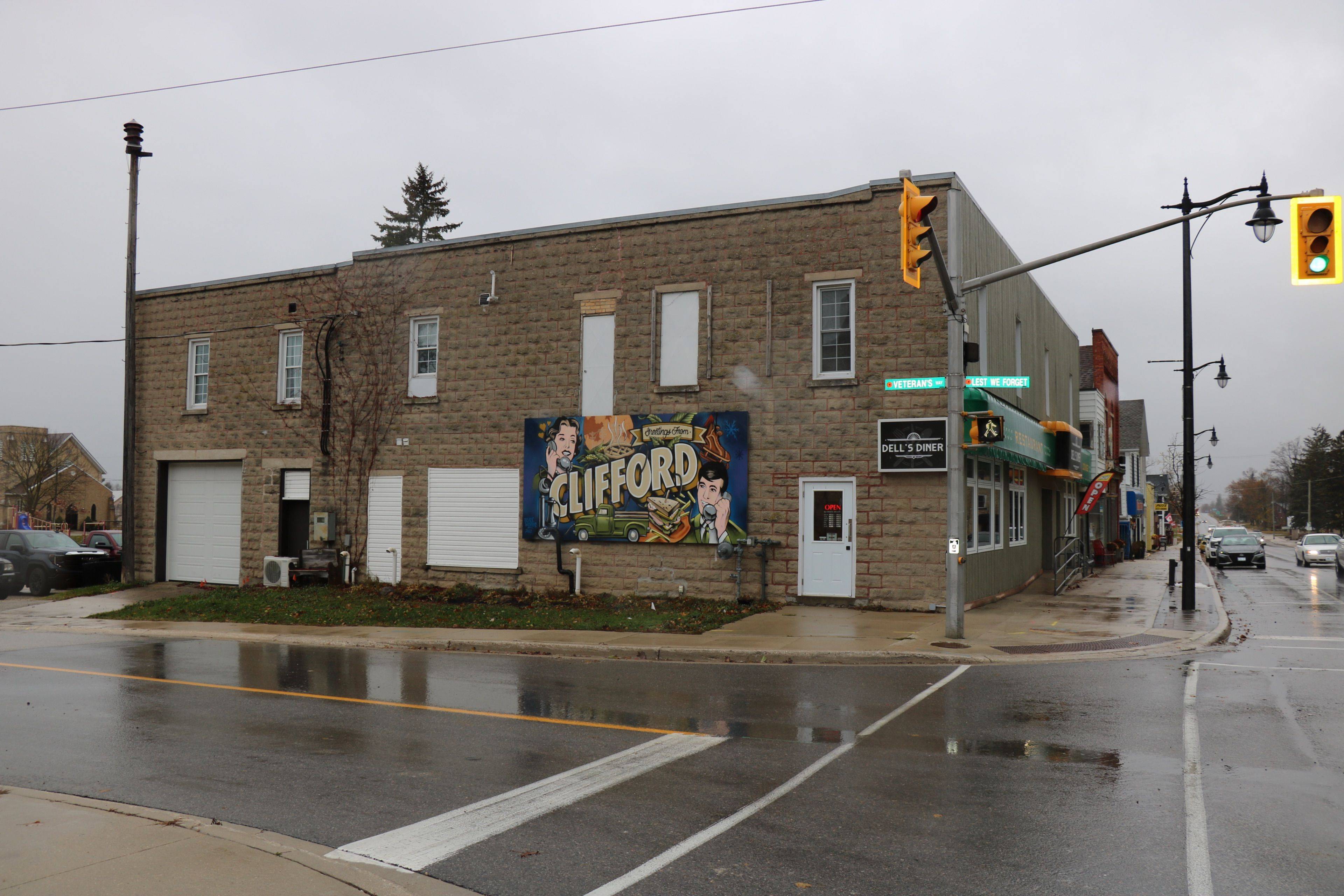 Minto, ON N0G 1M0,3 Elora ST