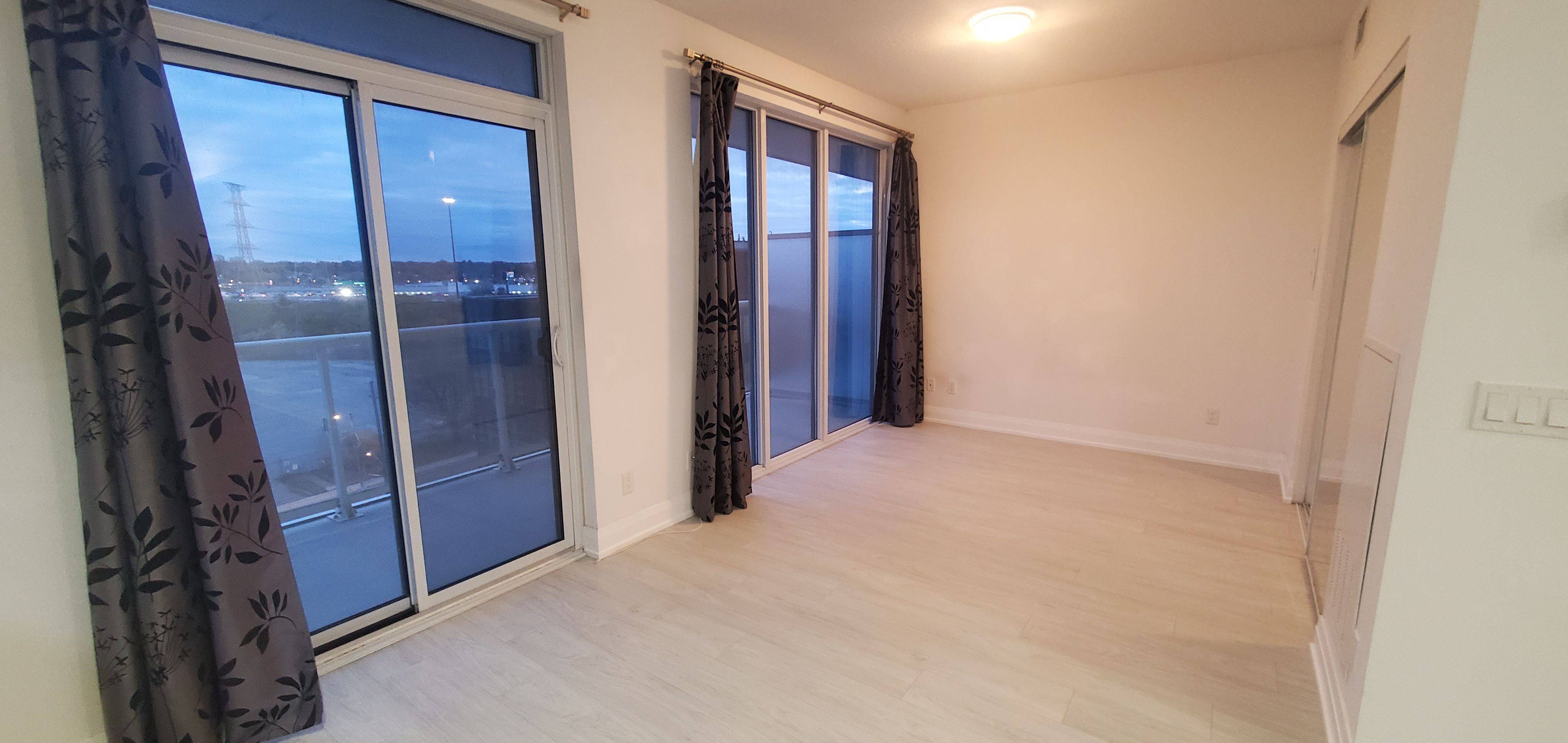 Toronto W06, ON M8V 0C8,56 Annie Craig DR #809