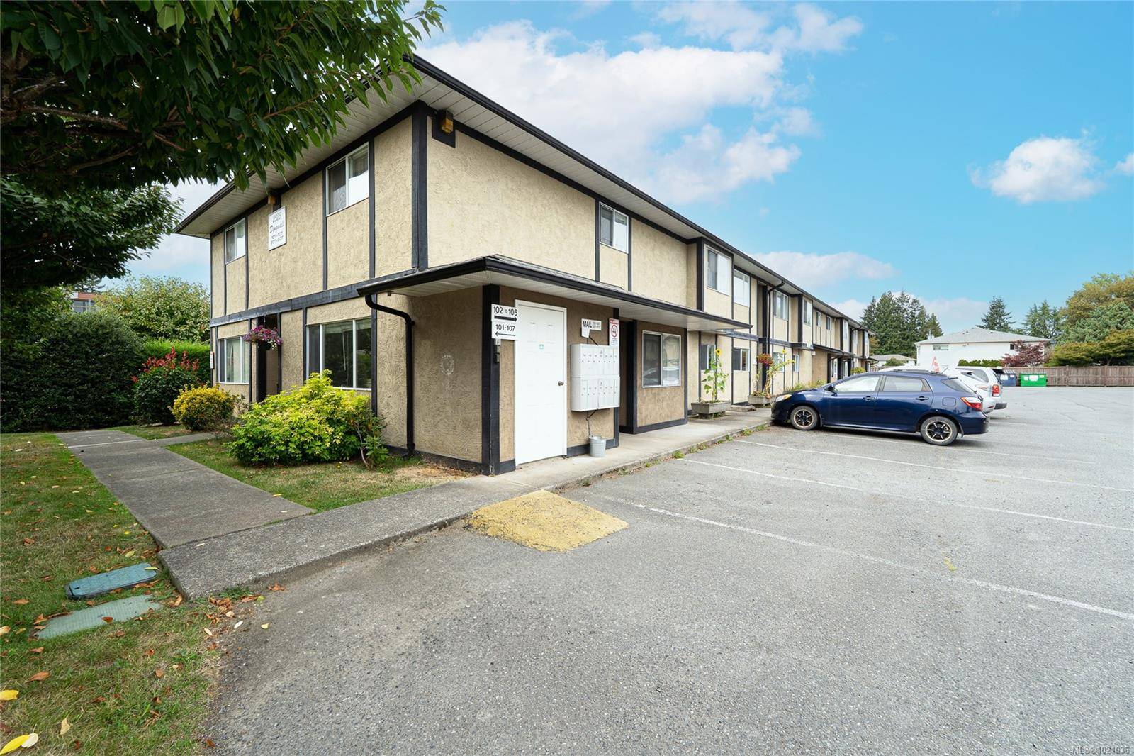 Duncan, BC V9L 2Y8,2525 Dingwall St #103