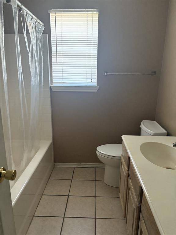 5668 CENTERIDGE, Dallas, TX 75249