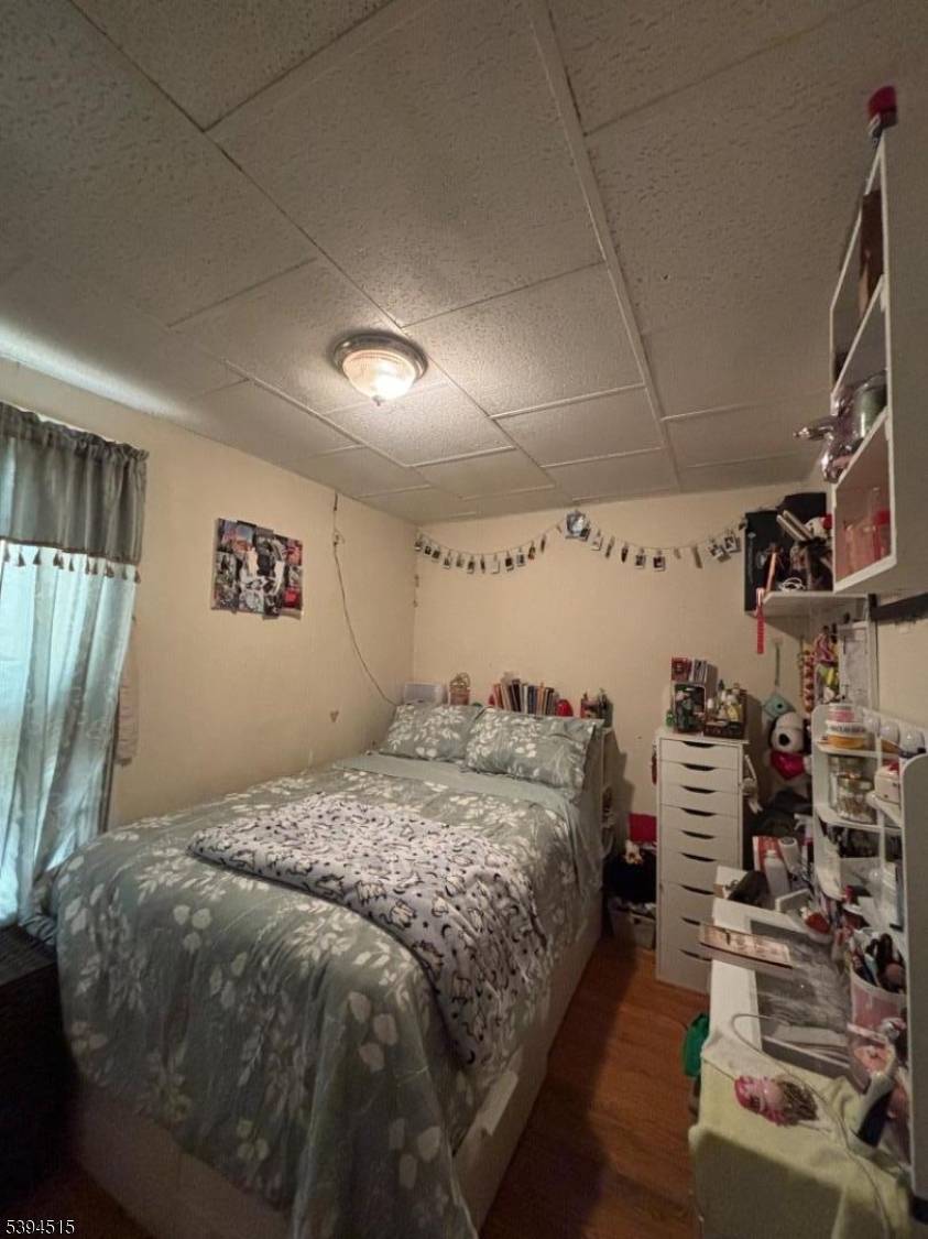 Newark City, NJ 07107,727 N 6Th St