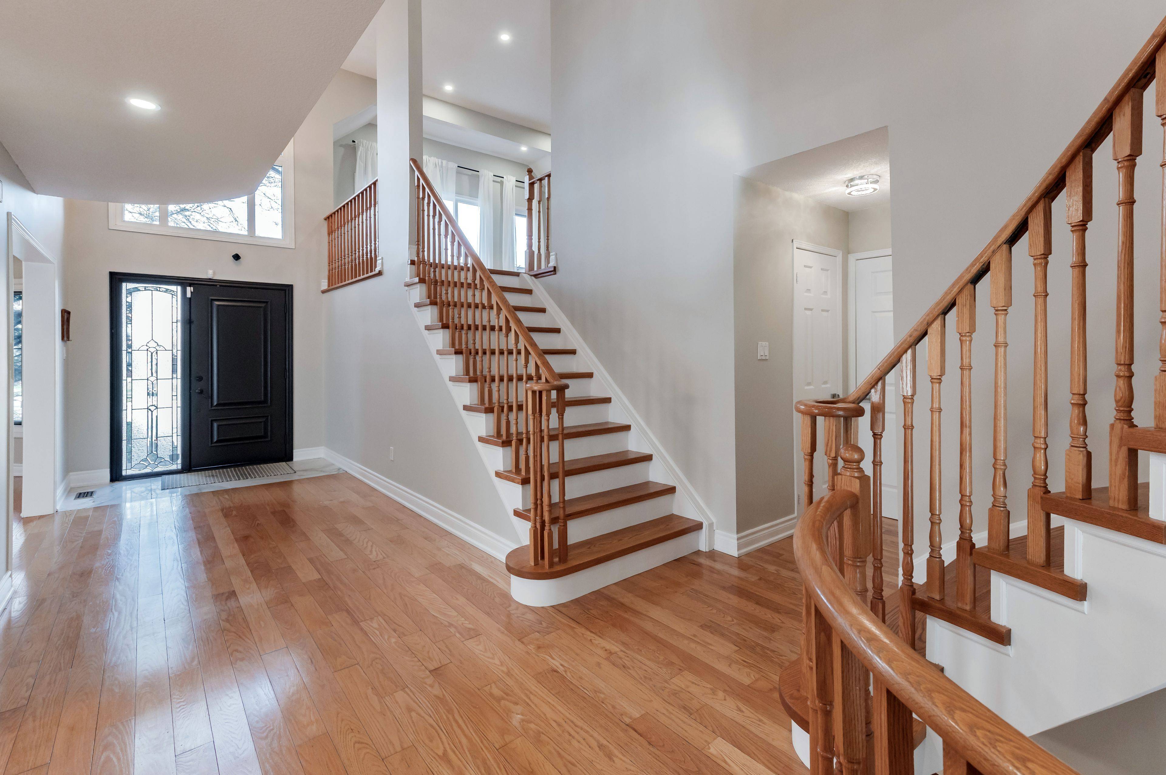 Markham, ON L3R 8J3,26 Brantwood CT