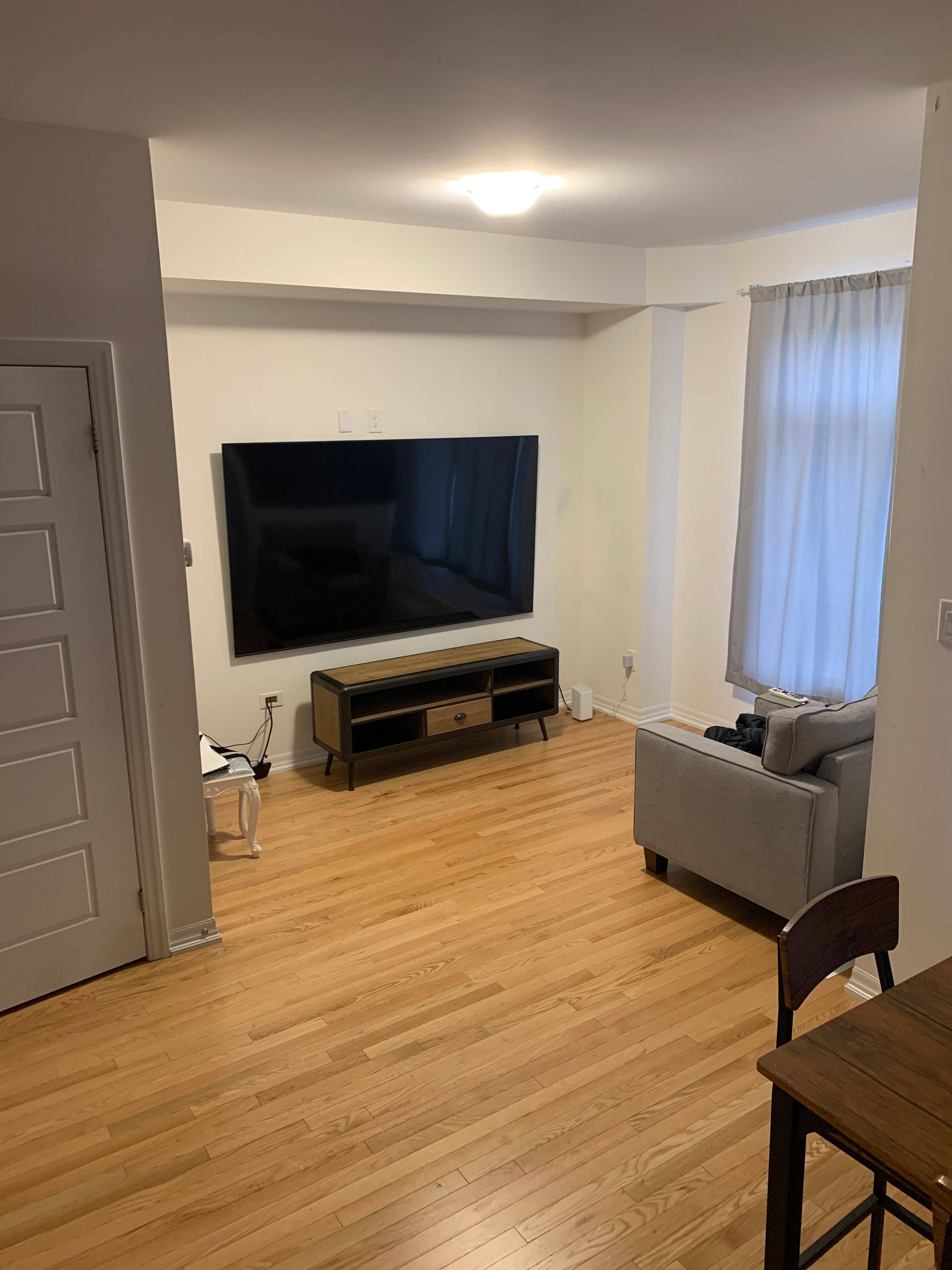 Newmarket, ON L3X 0L2,117 Bravo LN