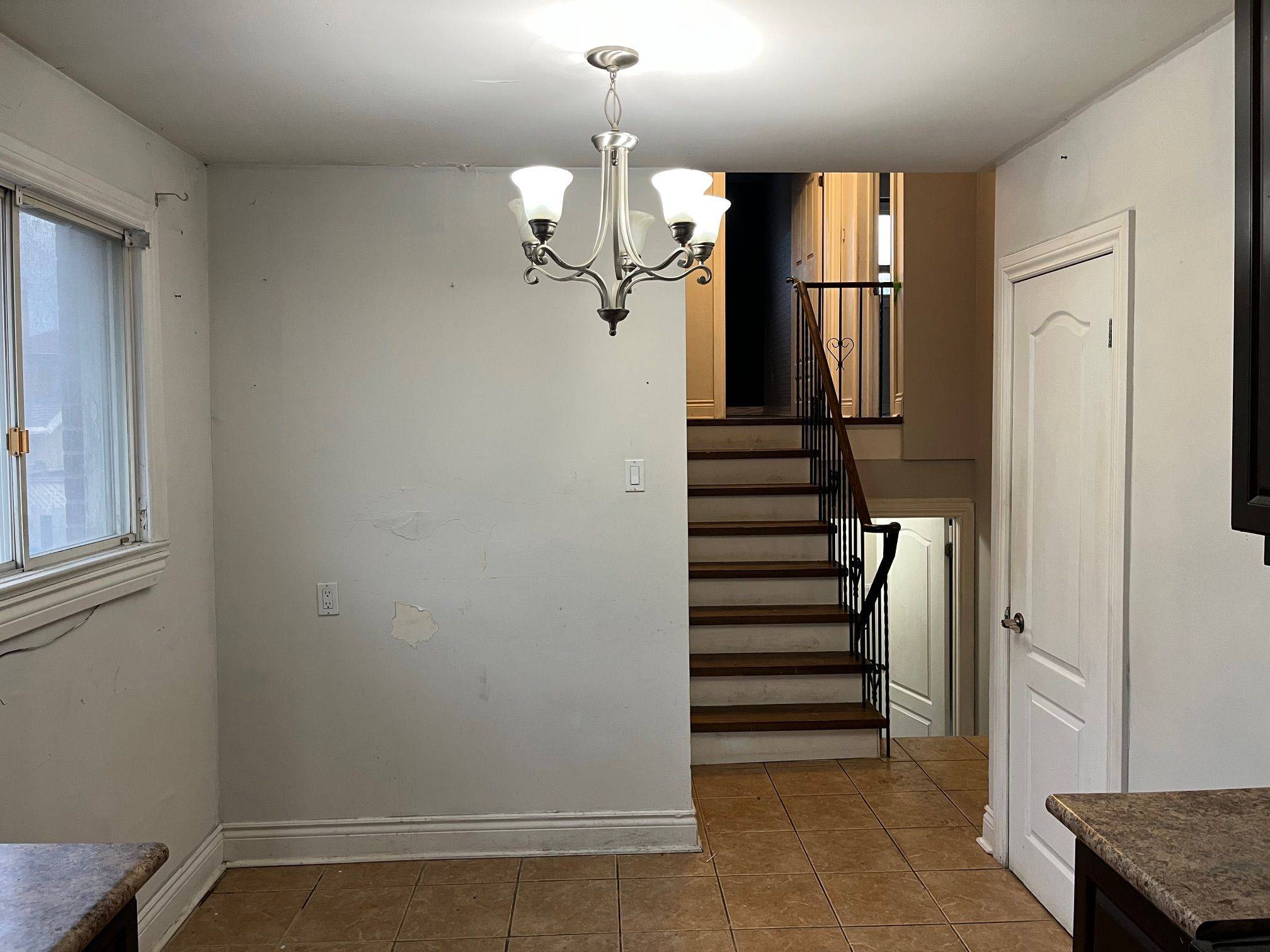 Toronto W05, ON M3N 1S1,33 Bimini CRES W