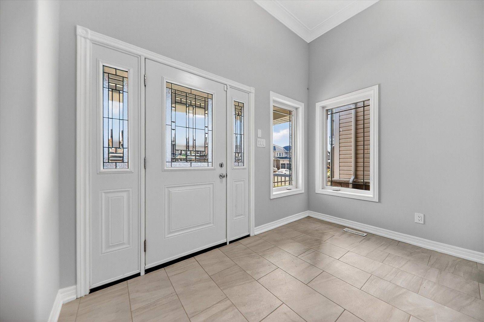 Peterborough, ON K9K 0G9,613 Lemay GRV