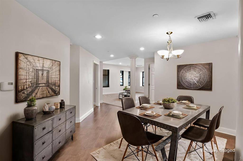 Shreveport, LA 71101,229 Milam Street #42