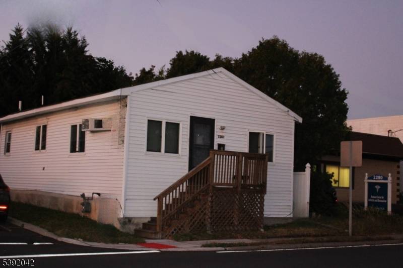 Union Twp., NJ 07088,2282 Springfield Ave