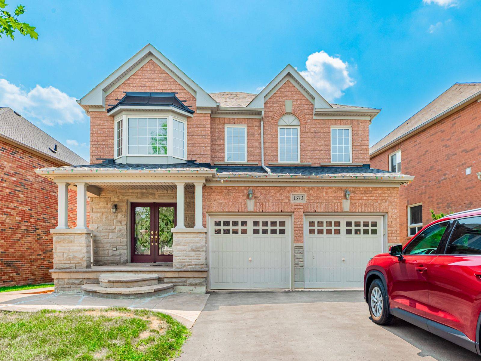 Oshawa, ON L1K 0J5,1373 Wallig AVE