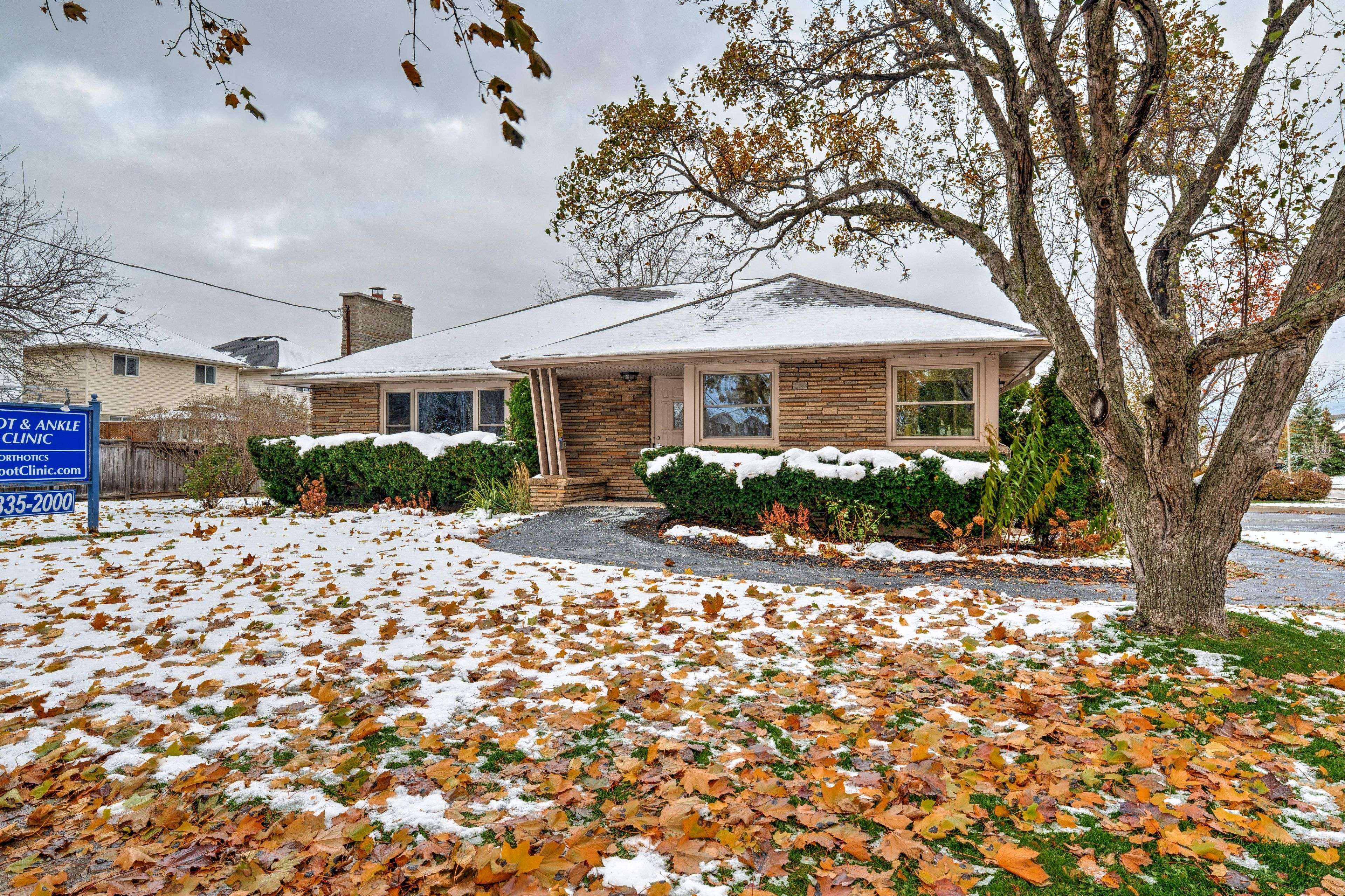 Burlington, ON L7M 4K1,2409 WALKER'S Line