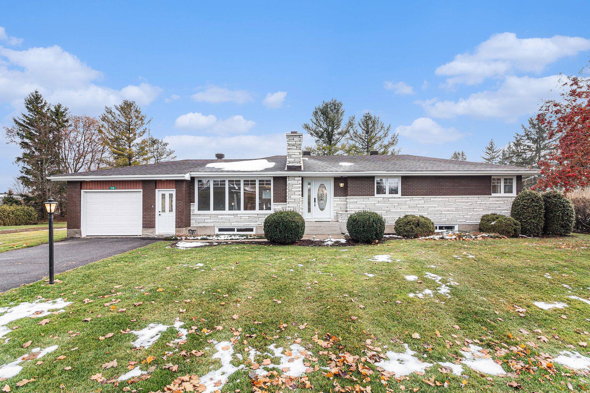 North Stormont, ON K0A 1R0,24 Champagne ST W #A